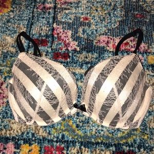 Very sexy push up by VS